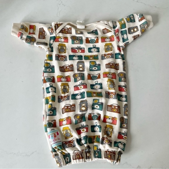 Little Stitches SLEEP SACK camera print - Picture 1 of 4